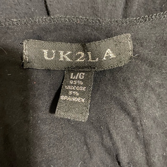 🔴2/$10 SALE🔴 UK2LA Tank Top - Picture 2 of 4